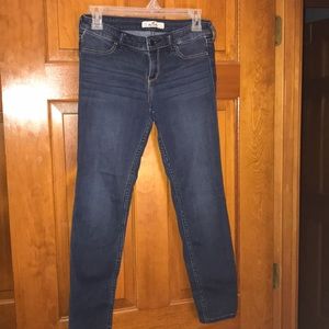 Hollister Jeggings: Medium Wash